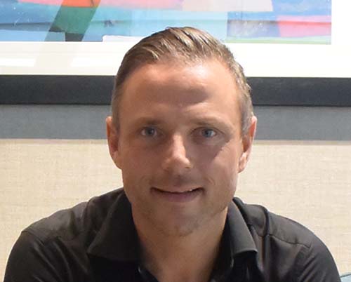 Sandor Kronenburg, DFS banken