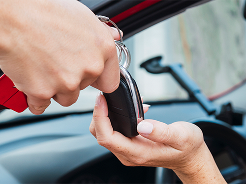 Een auto zakelijk financieren met Financial Lease